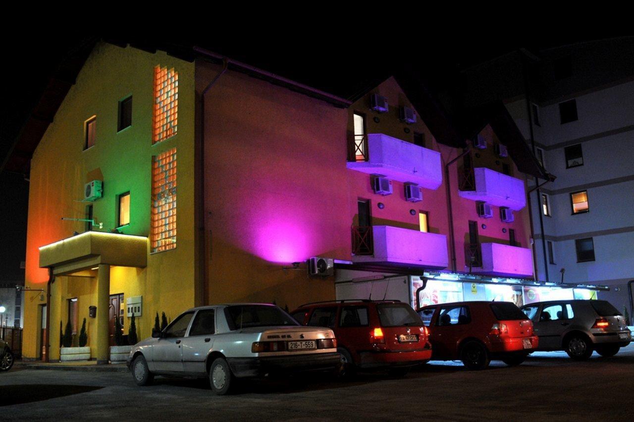 Hotel Arizona Sarajevo Lukavica Exterior photo